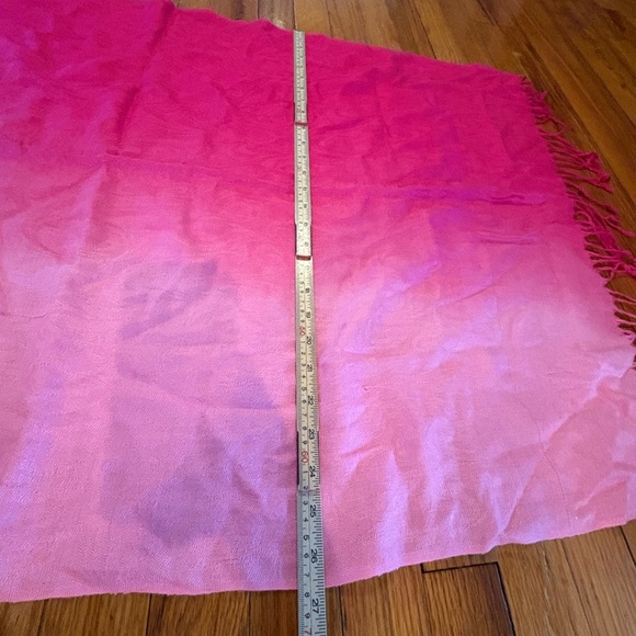 Pink Ombré Fringe Scarf - Picture 5 of 6